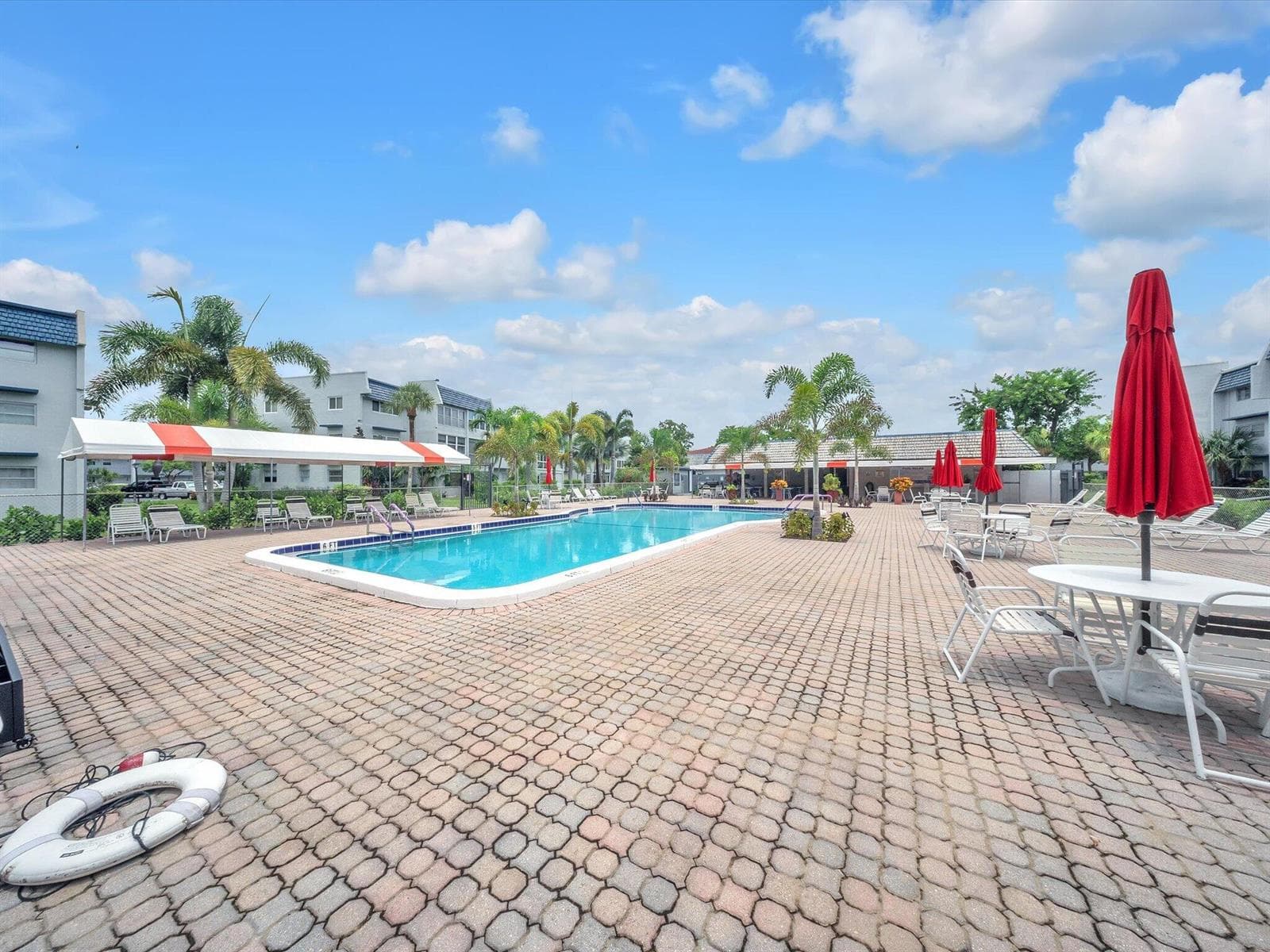 7807 GOLF CIR Drive # 105, Margate, FL 33063 photo 2
