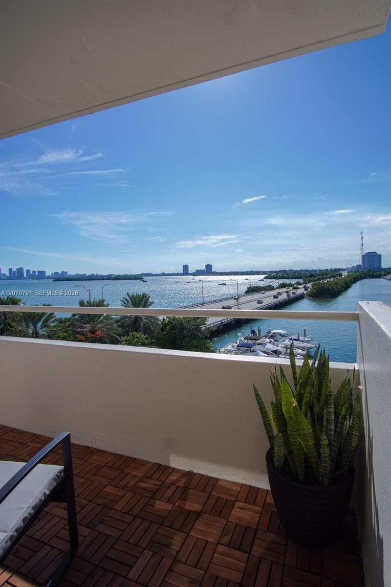 7904 West Dr # 501, North Bay Village, FL 33141 photo 2