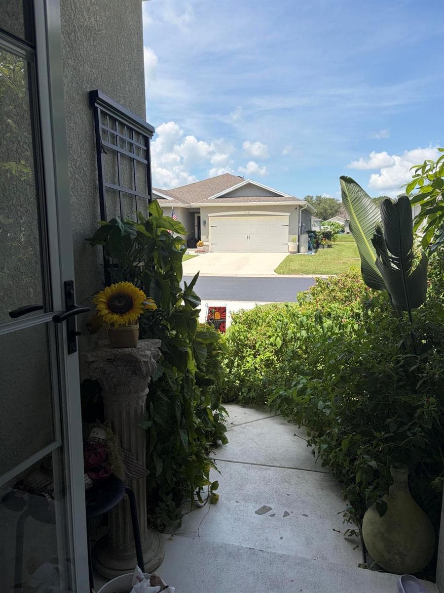 5250 OAKLAND LAKE Circle, Fort Pierce, FL 34951 photo 5