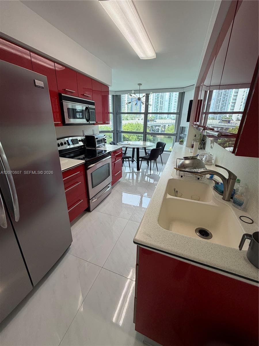 3500 Mystic Pointe Dr # 405, Aventura, FL 33180 photo 5