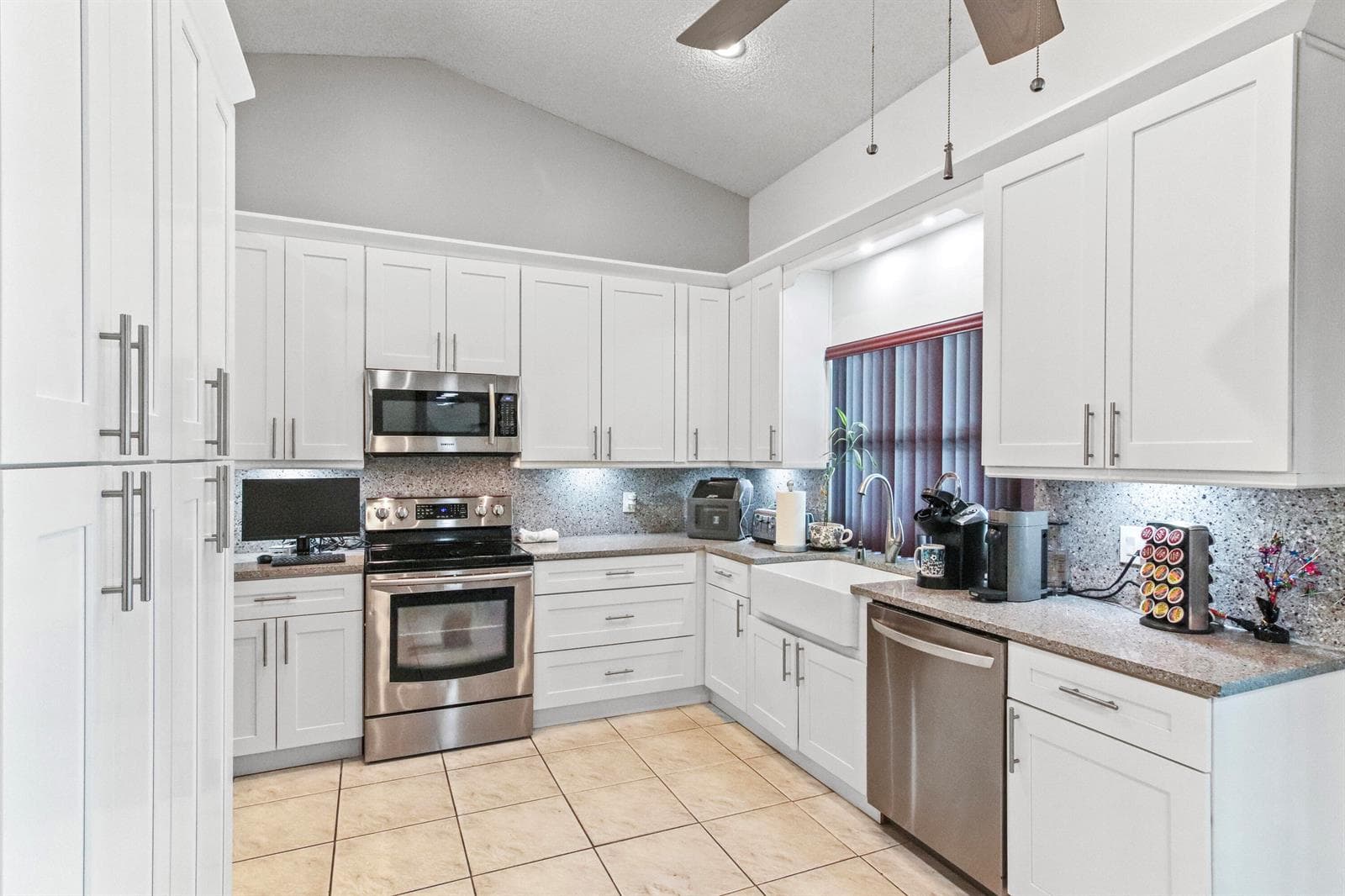 11929 NW 2ND Manor, Coral Springs, FL 33071 photo 2