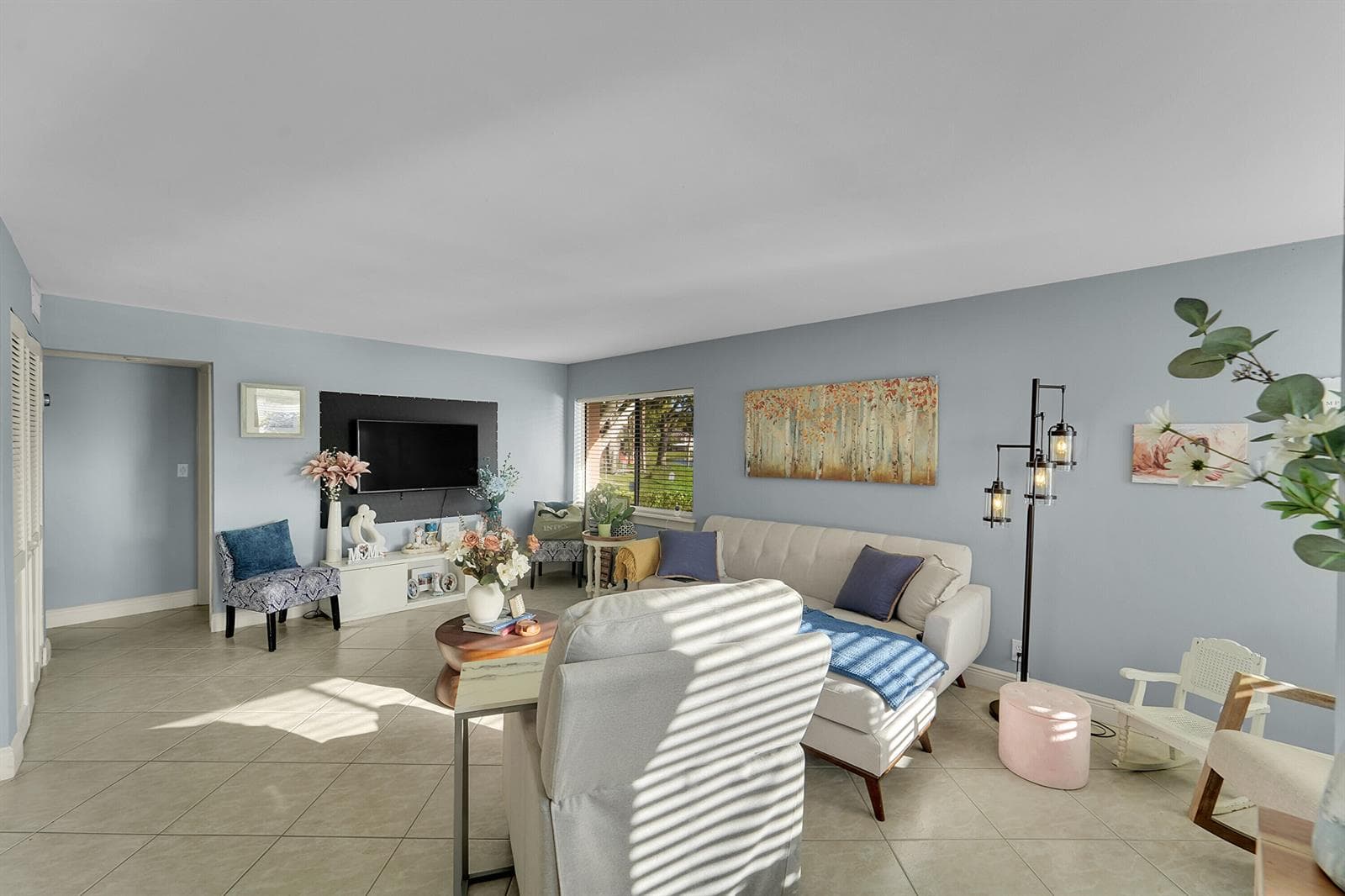 261 WIMBLEDON LAKE Drive, Plantation, FL 33324 photo 2