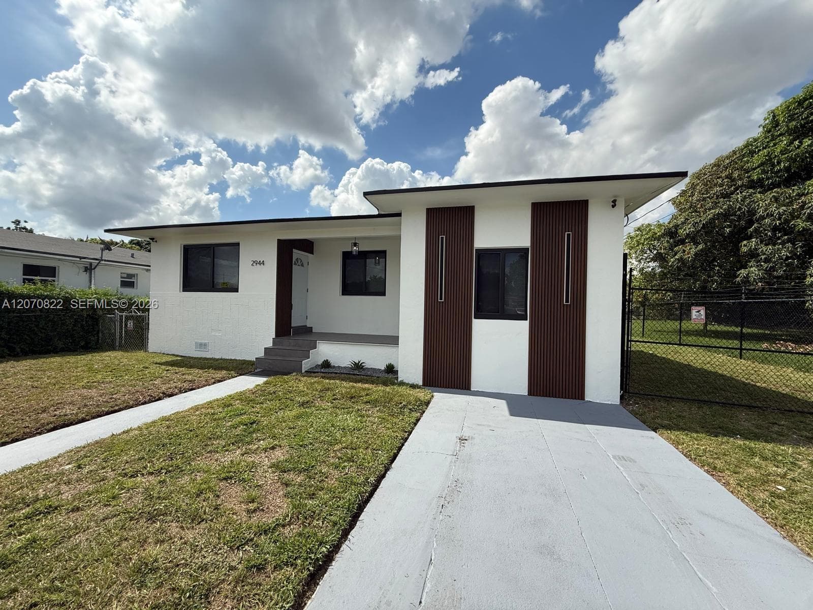 2944 NW 61st St, Miami, FL 33142 photo 5