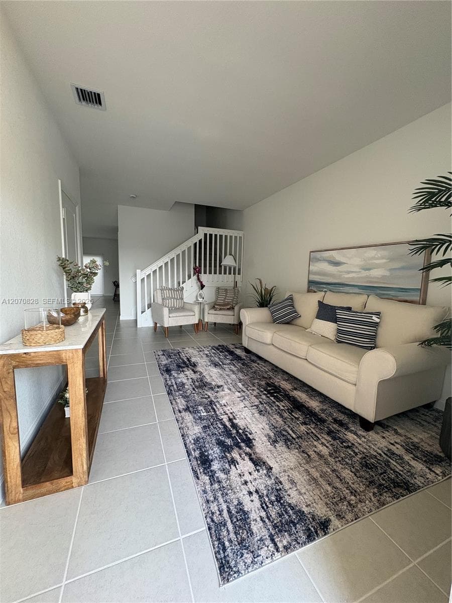 2409 SE 28th St, Homestead, FL 33035 photo 3