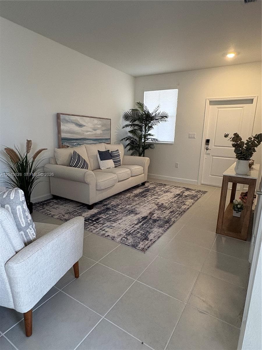 2409 SE 28th St, Homestead, FL 33035 photo 4