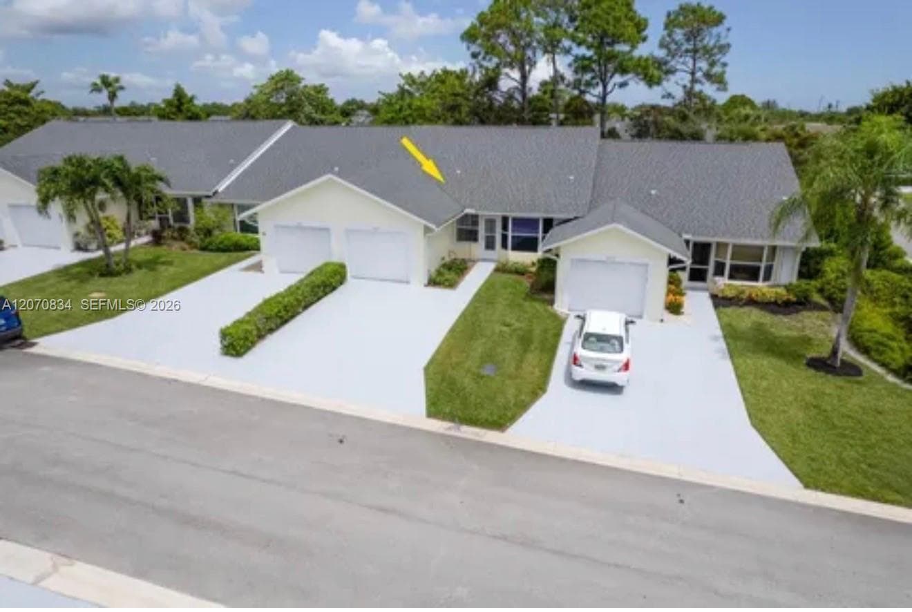 8187 SE Fox Hill Pl, Hobe Sound, FL 33455 photo 4