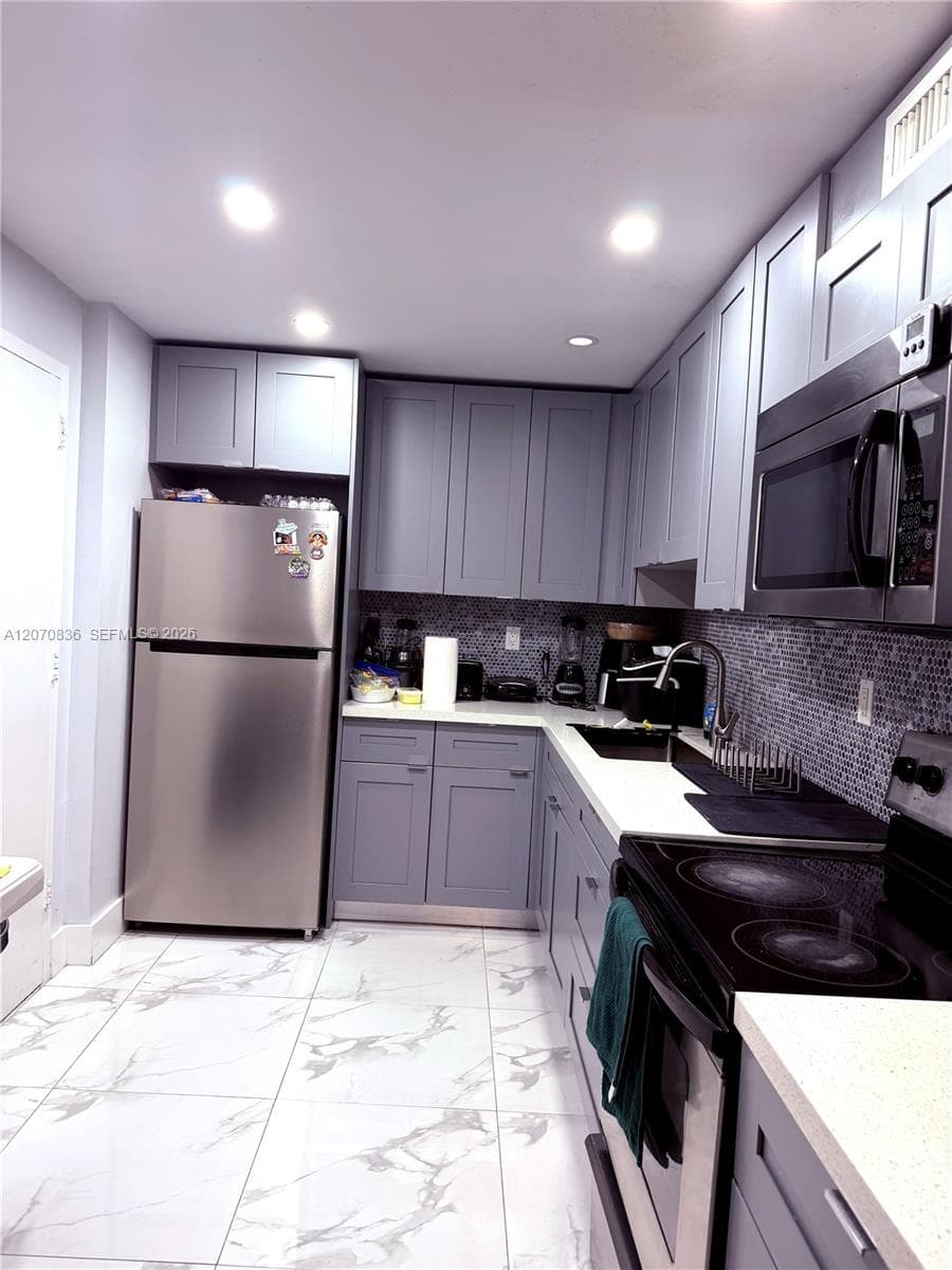 1800 Sans Souci Blvd # 336, North Miami, FL 33181