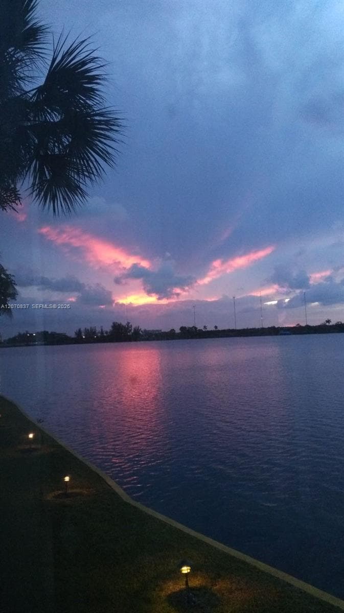 1175 NE Miami Gardens Dr # 208, Miami, FL 33179 photo 3