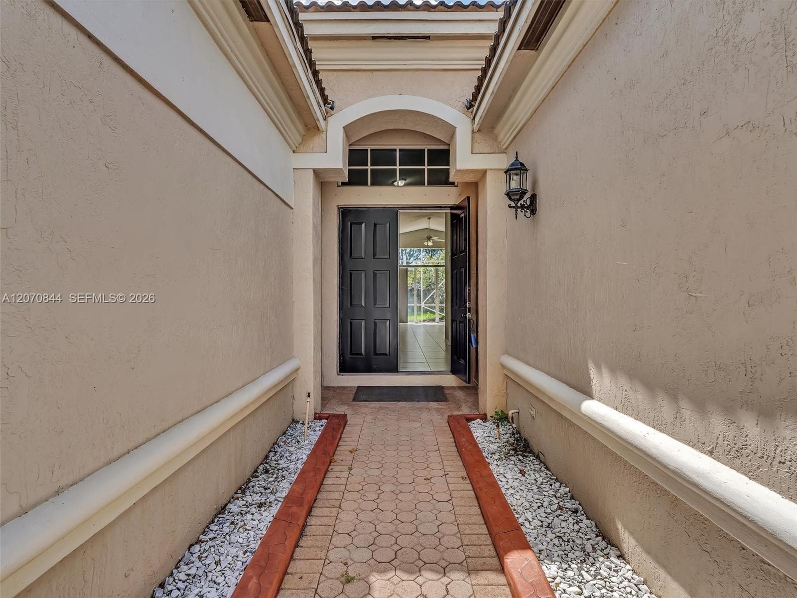 6271 SW 195th Ave, Pembroke Pines, FL 33332 photo 2