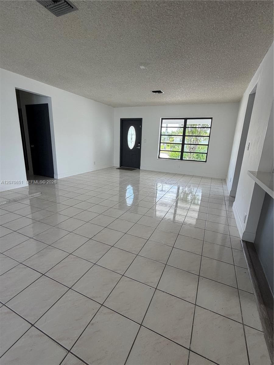 4175 SW 87th Ave # 1, Miami, FL 33165 photo 2