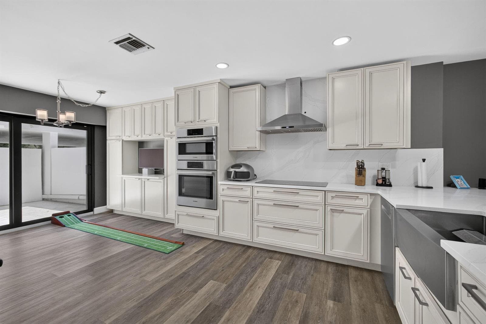 2435 PRESIDENTIAL Way # G, West Palm Beach, FL 33401 photo 3