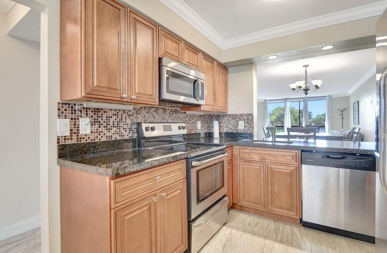 1266 S MILITARY Trail # 525, Deerfield Beach, FL 33442 photo 5