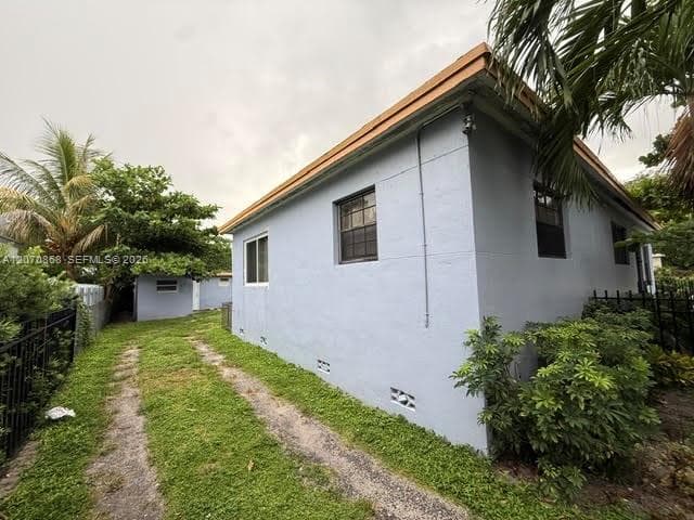 1060 NW 116th St # 1, Miami, FL 33168 photo 2