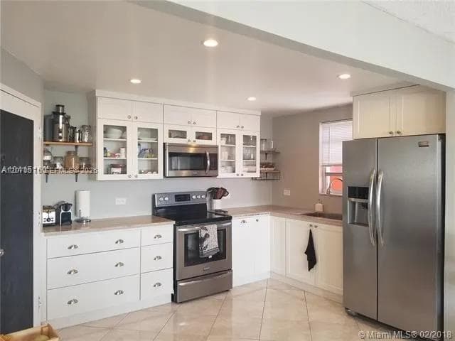 1301 NE Miami Gardens Dr # 1215W, Miami, FL 33179 photo 2