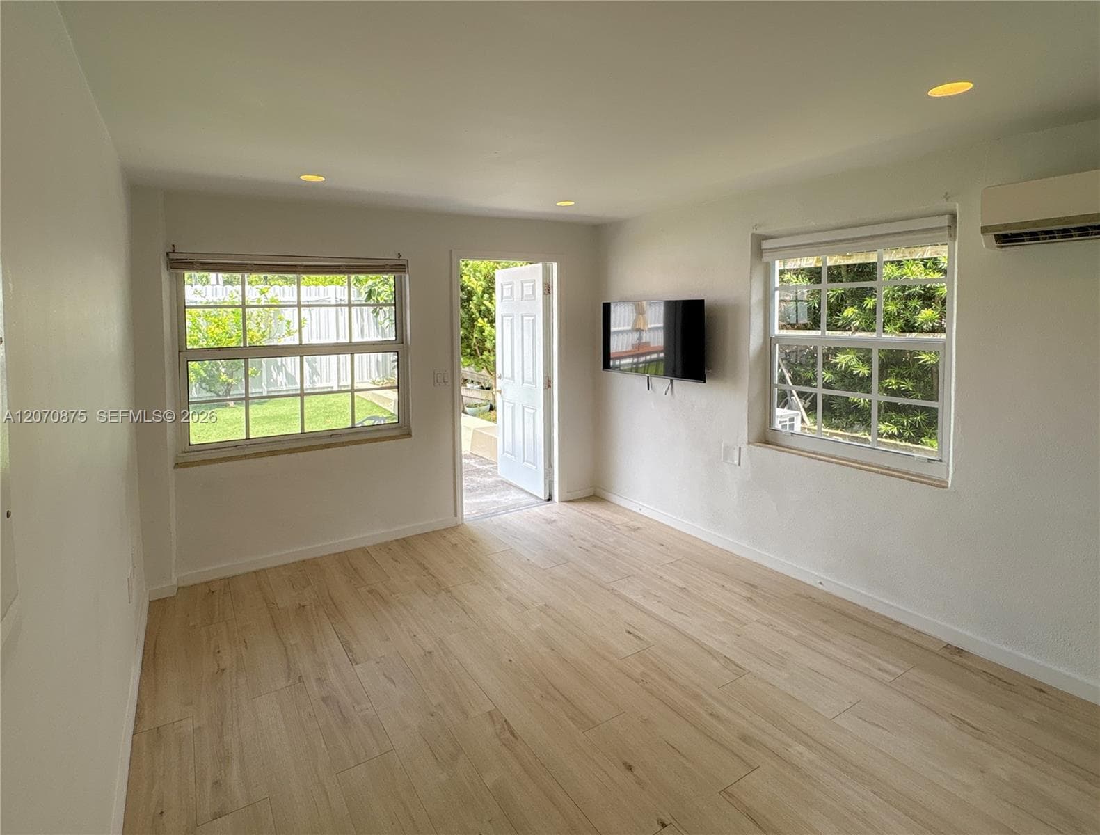 4349 Sheridan Ave # 11, Miami Beach, FL 33140 photo 2