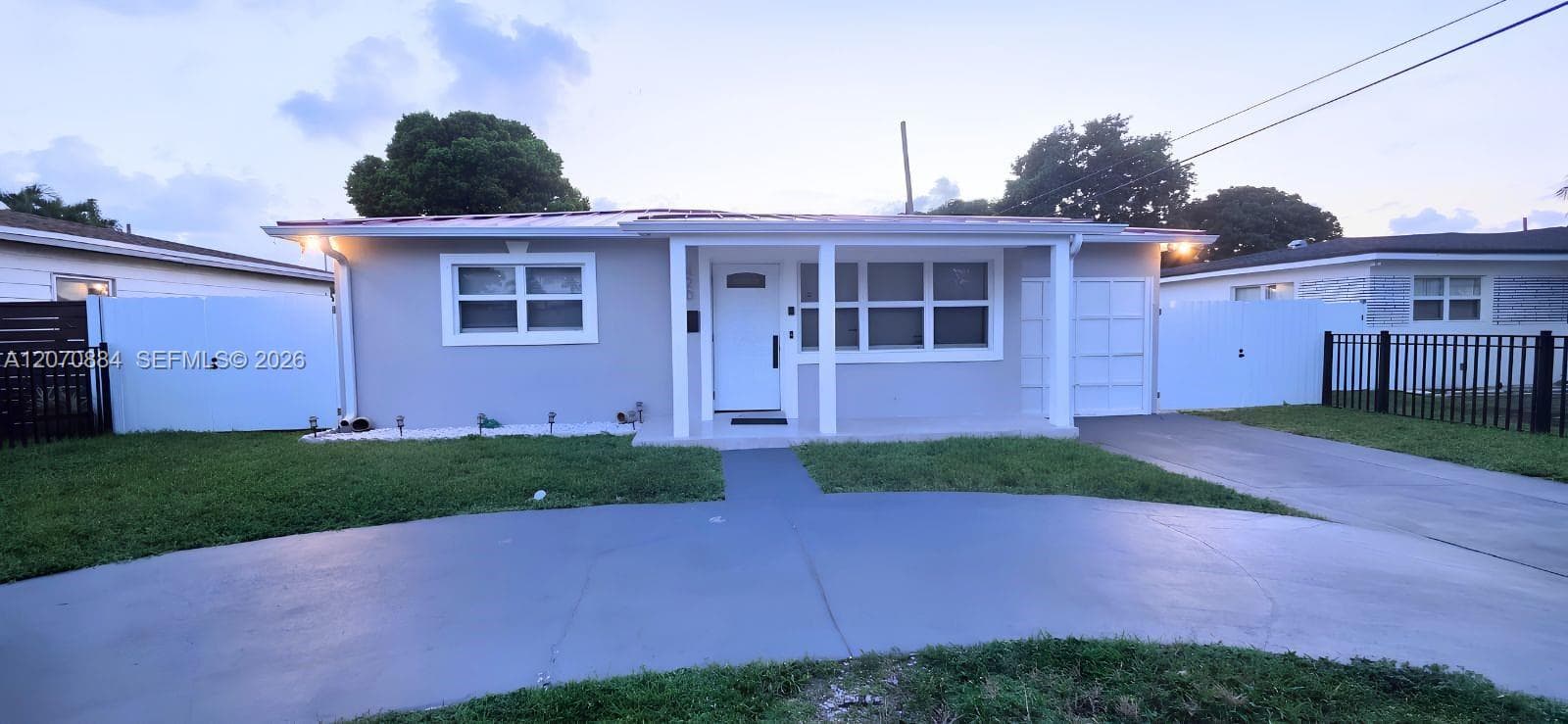 420 S 28th Ave, Hollywood, FL 33020
