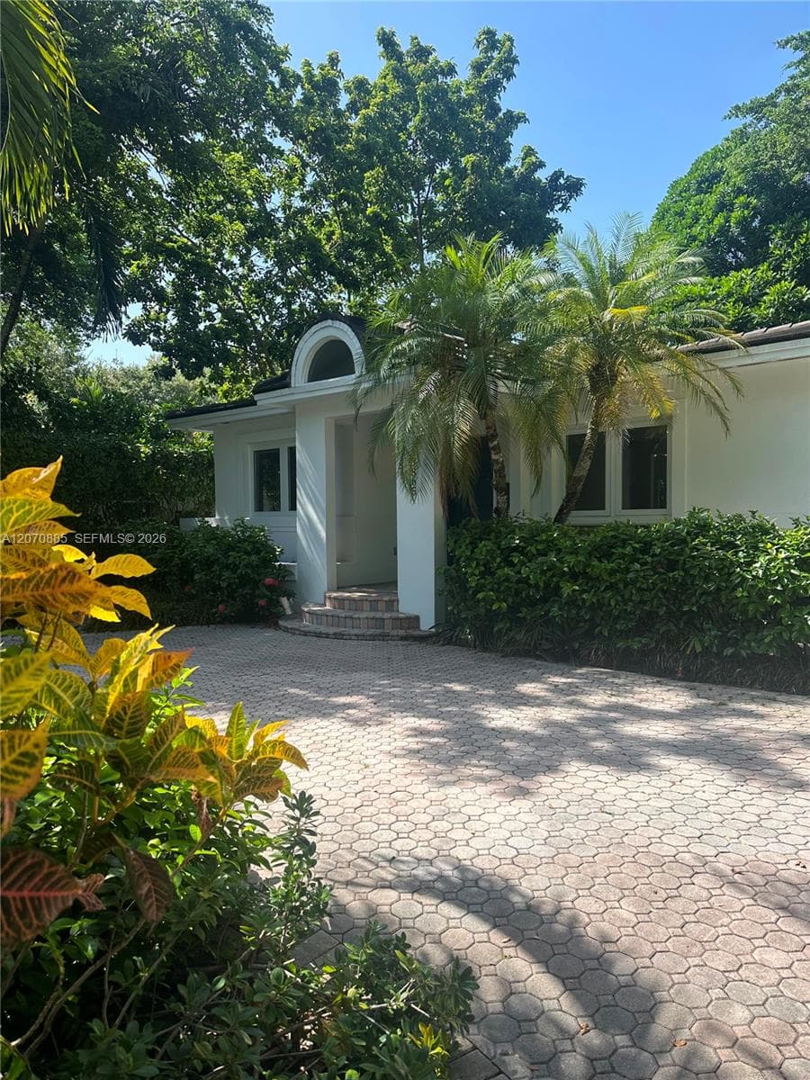 3865 Poinciana Ave, Miami, FL 33133 photo 2