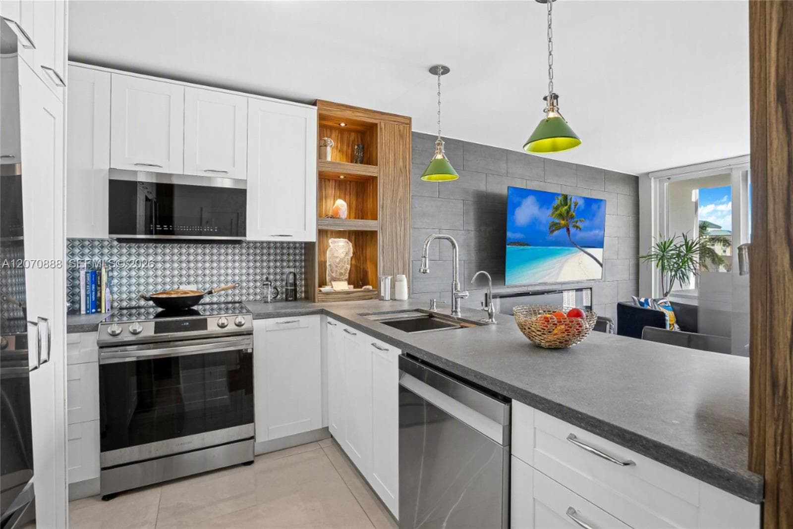 2881 NE 33rd Ct # 5G, Fort Lauderdale, FL 33306 photo 3