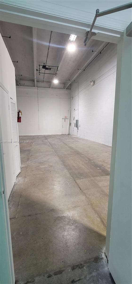 7290 NW 7th St # 105, Miami, FL 33126 photo 5