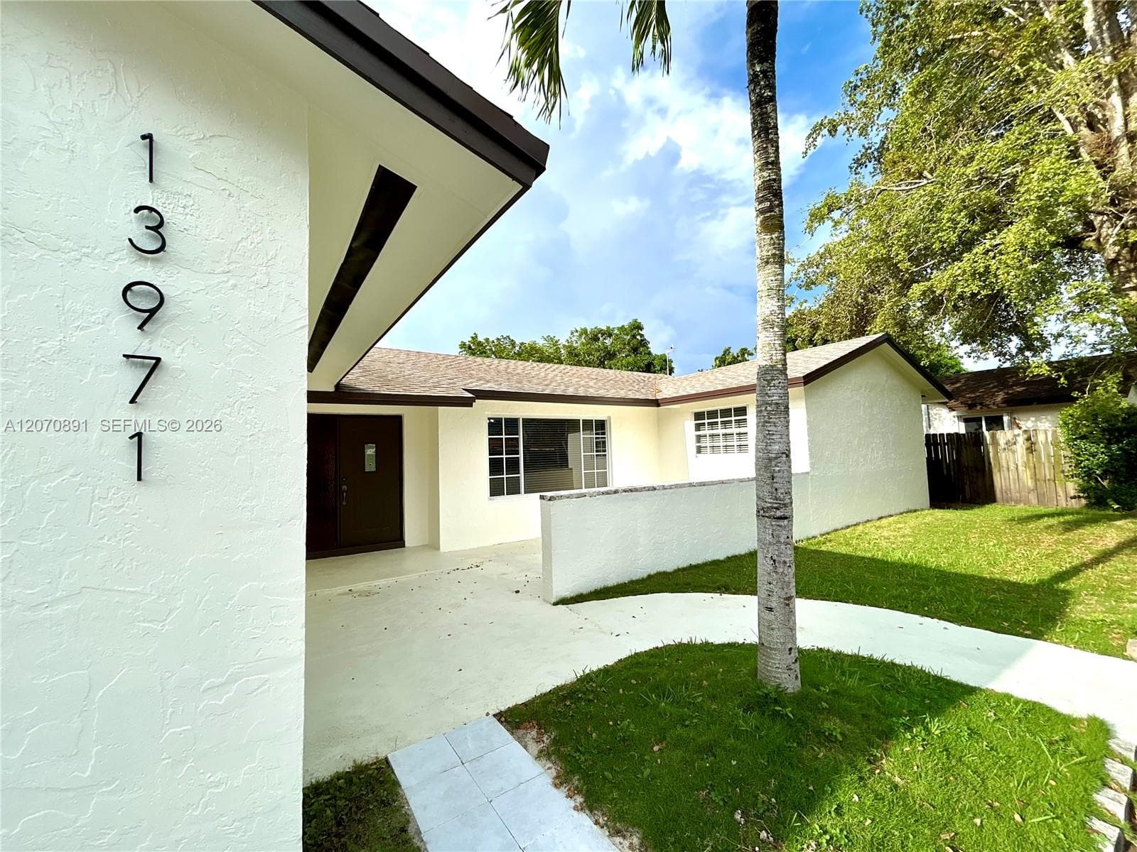 13971 SW 112th St # 13971, Miami, FL 33186 photo 3