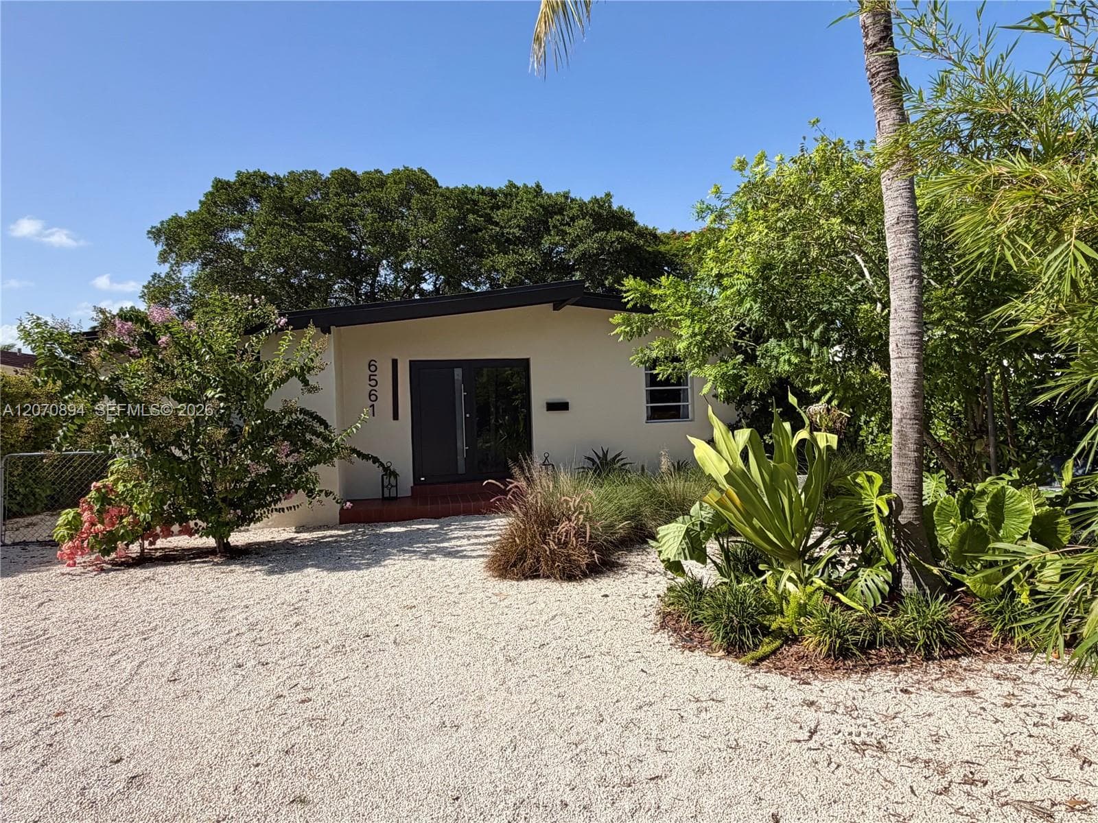 6561 SW 34th St, Miami, FL 33155 photo 2