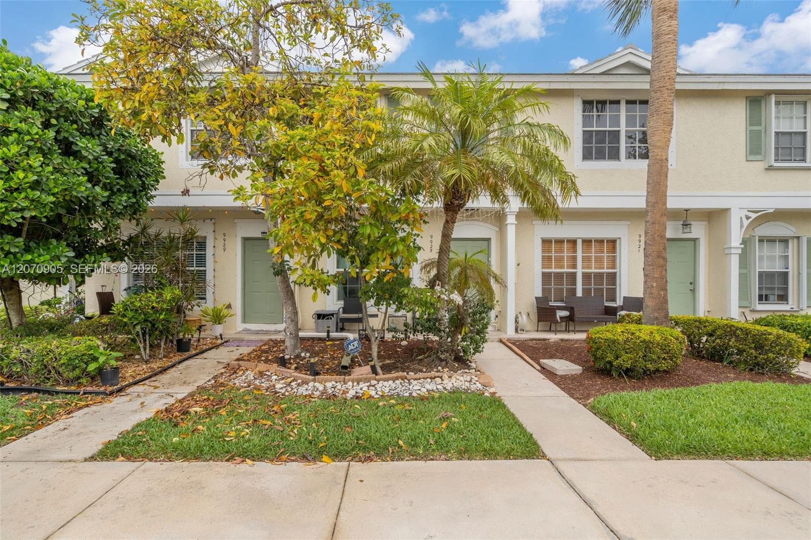 9925 NW 57th Manor, Coral Springs, FL 33076 photo 2