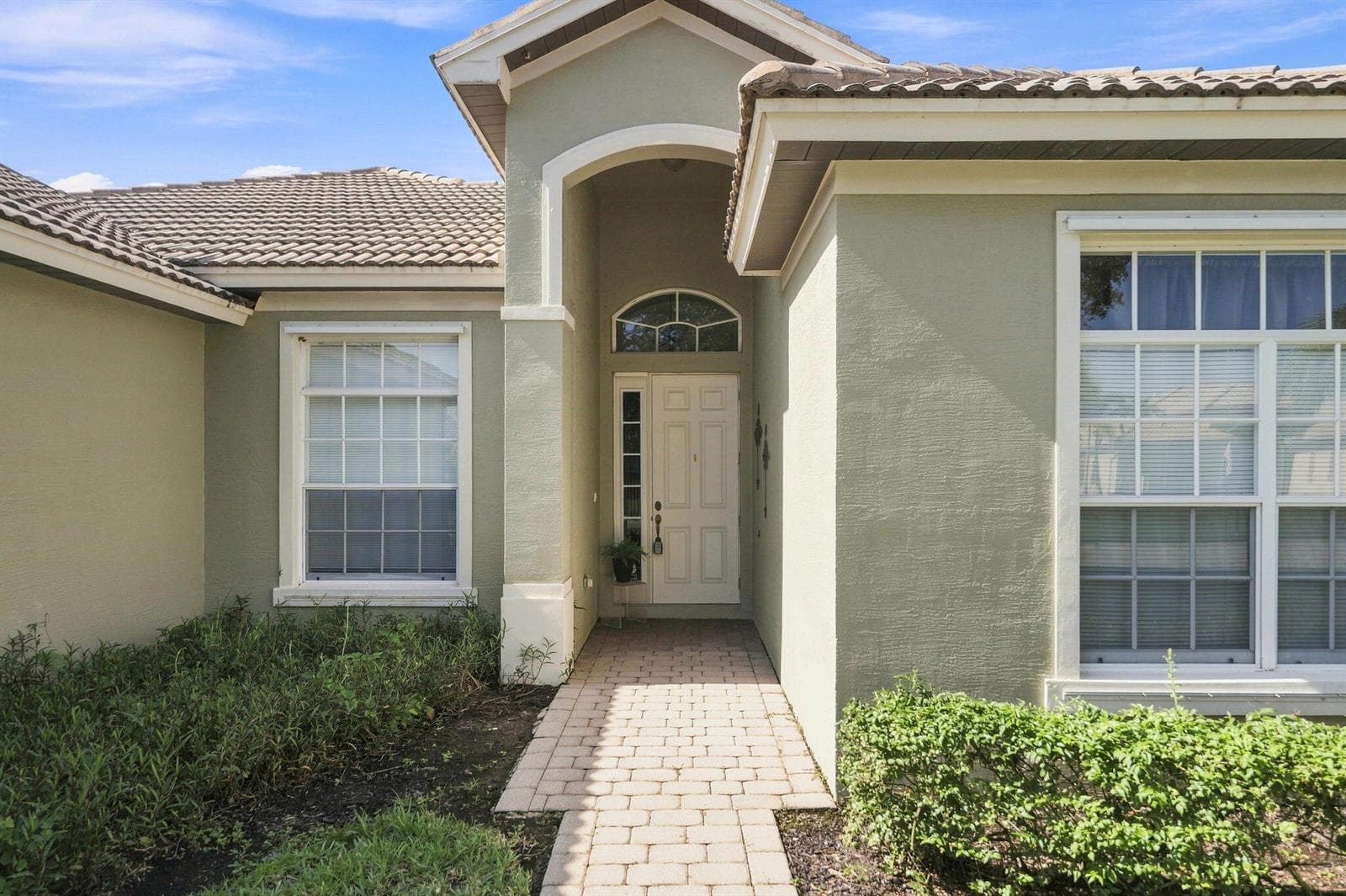 381 NW SHEFFIELD Circle, Port St. Lucie, FL 34983 photo 4