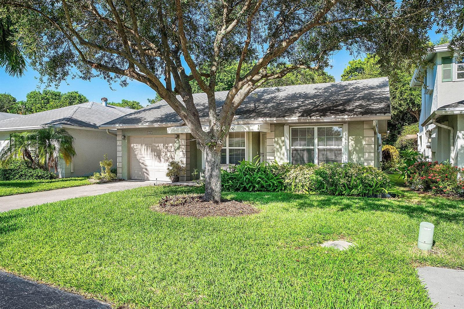 241 DEL RIO Boulevard, Boca Raton, FL 33432 photo 2