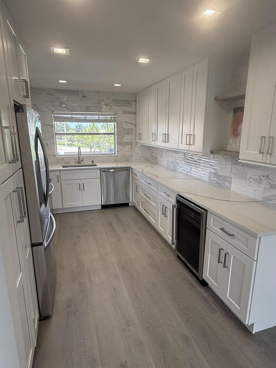 9300 Sunrise Lakes Boulevard # 303, Sunrise, FL 33322 photo 3