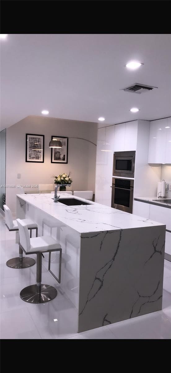 460 NE 28th St # 606, Miami, FL 33137 photo 2