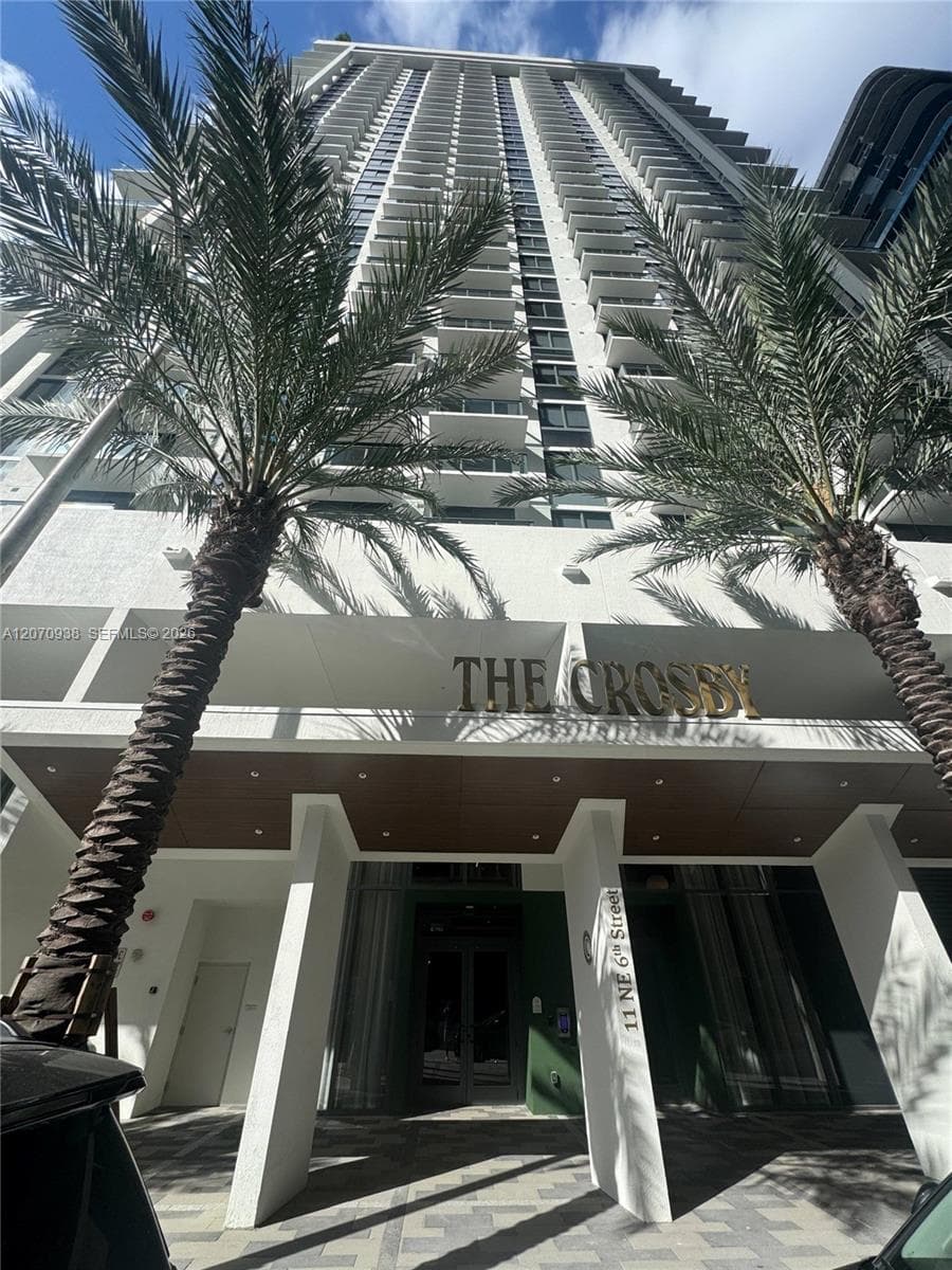 11 NE 6th St # 705, Miami, FL 33132