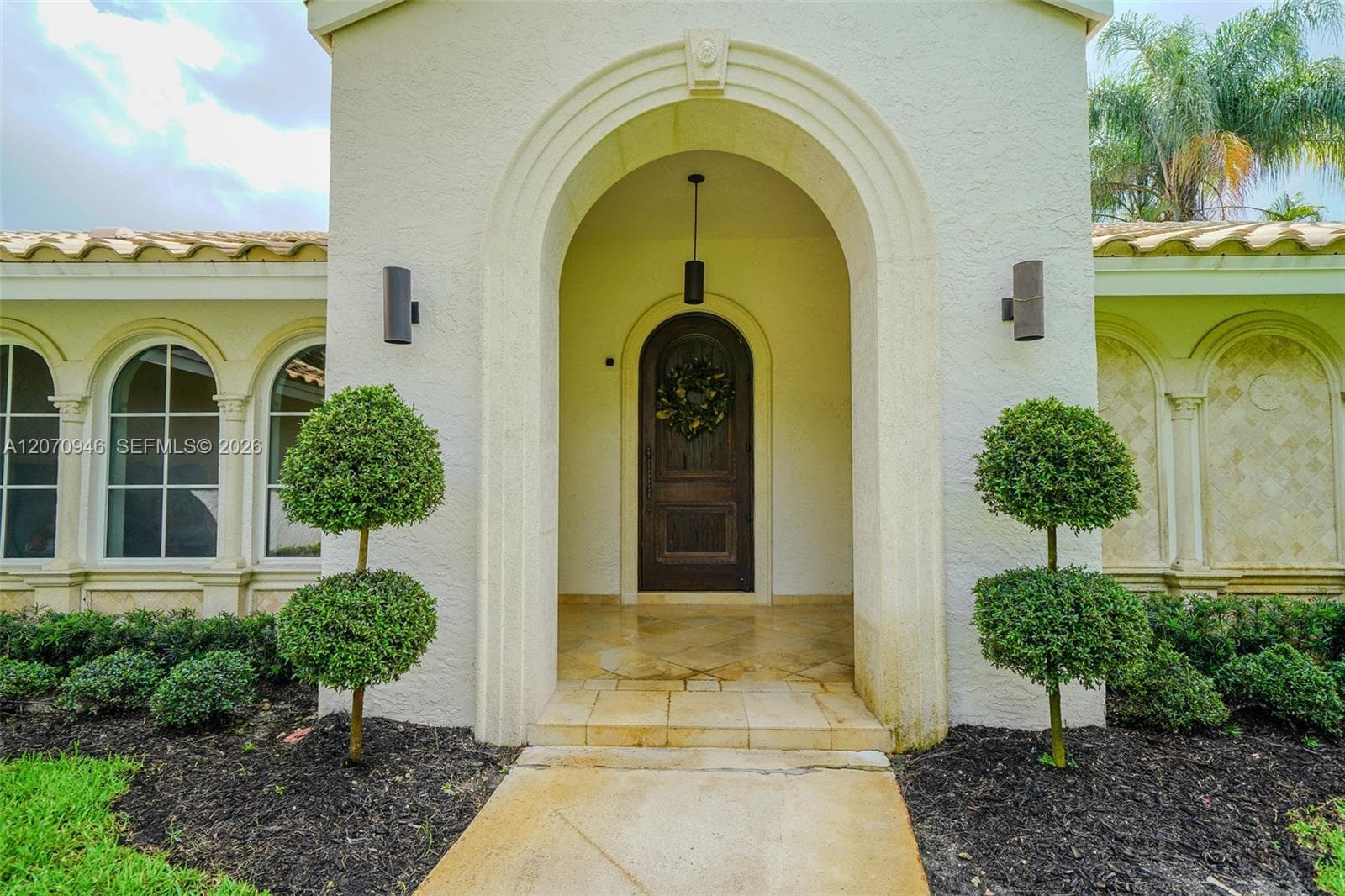 8134 Twin Lake Dr, Boca Raton, FL 33496 photo 2
