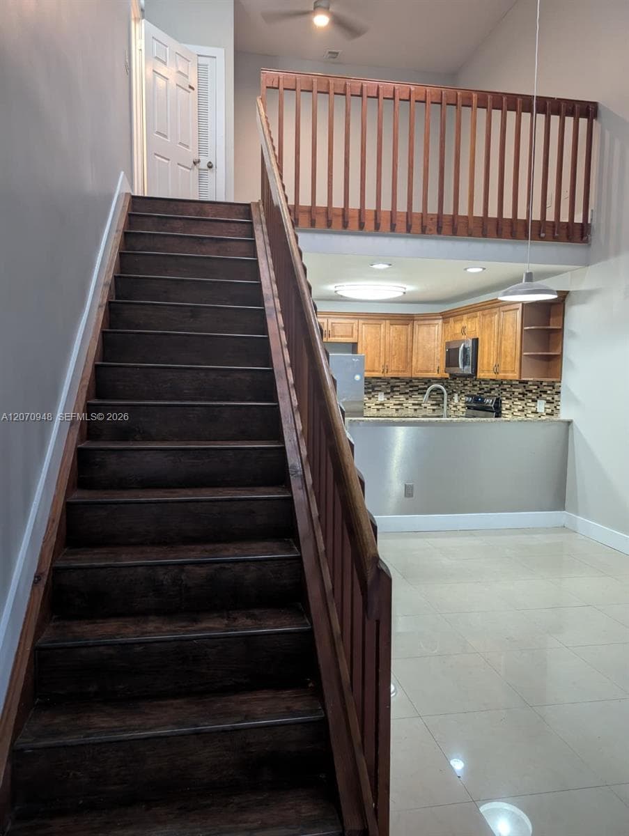 7162 Sportsmans Dr # 7162, North Lauderdale, FL 33068 photo 3
