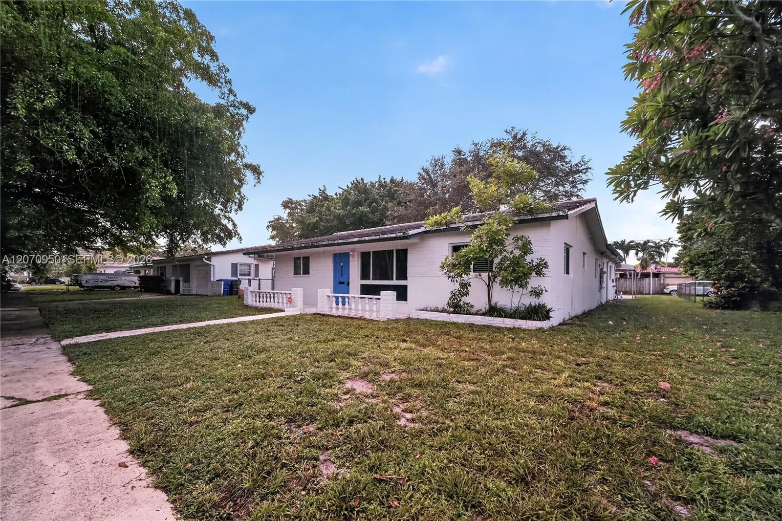 4300 Harrison St, Hollywood, FL 33021