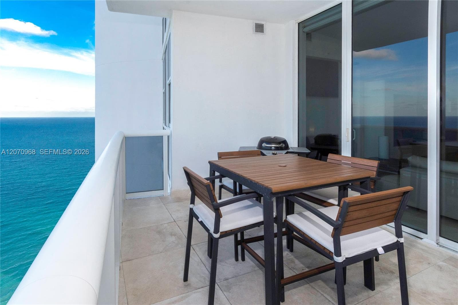 18201 Collins Ave # 4208, Sunny Isles Beach, FL 33160 photo 3