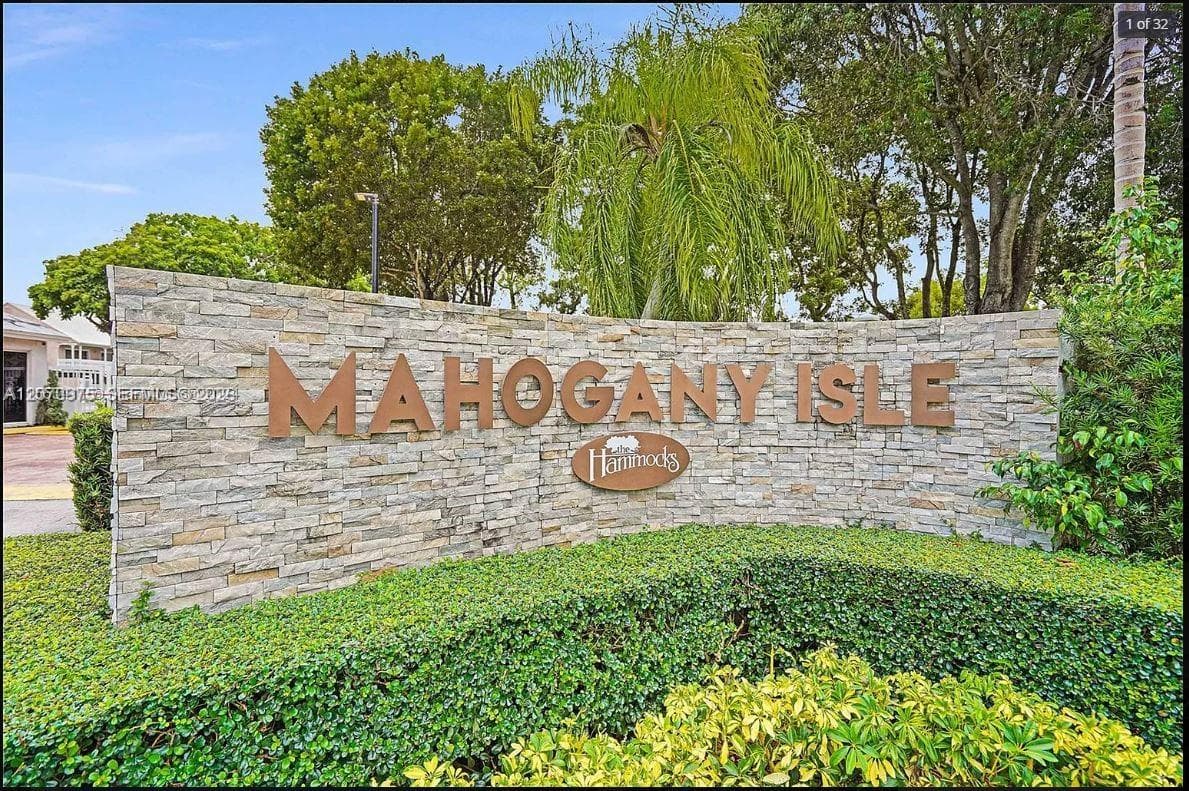 10521 Mahogany Key Cir # 207, Miami, FL 33196 photo 2