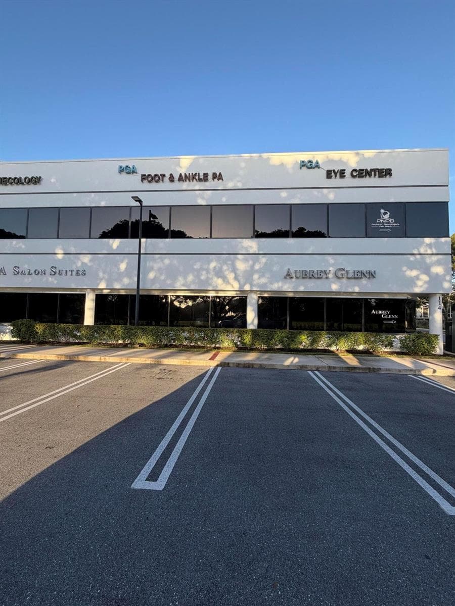 5610 PGA Boulevard # 214, Palm Beach Gardens, FL 33418 photo 3