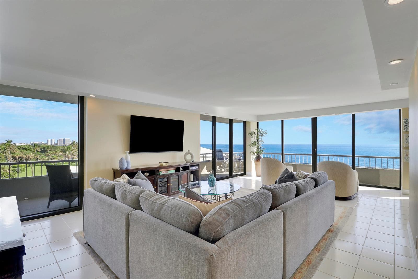 5510 N OCEAN Drive # 4C, Singer Island, FL 33404 photo 2