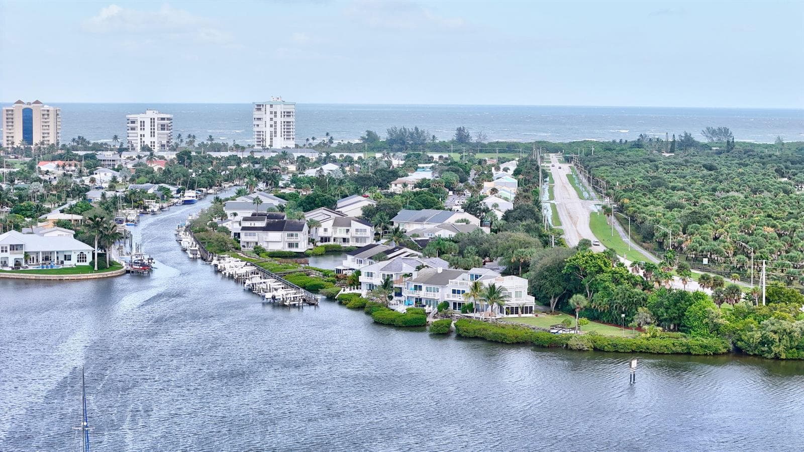 2486 Harbour Cove Drive, Hutchinson Island, FL 34949 photo 2