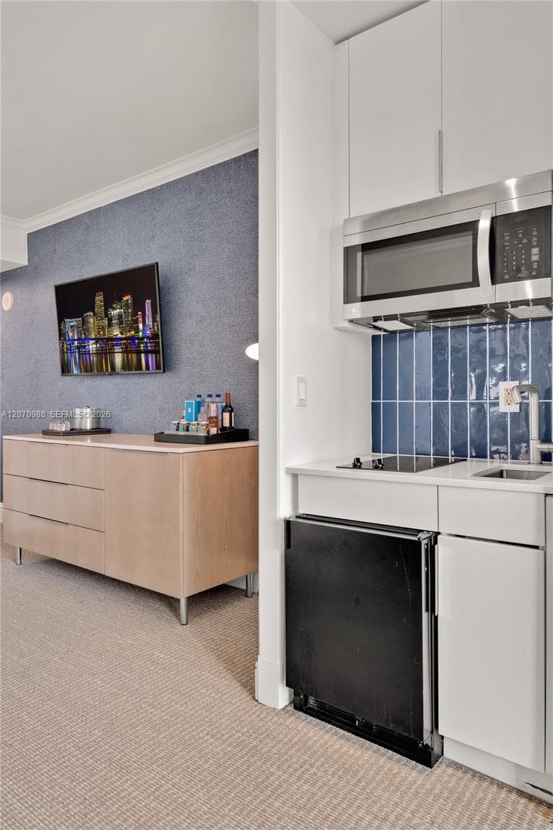 4401 Collins Ave # 1508, Miami Beach, FL 33140 photo 5