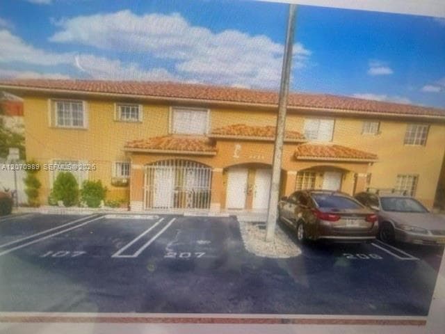 2485  west 76  st # 207, Hialeah Gardens, FL 33016 photo 2