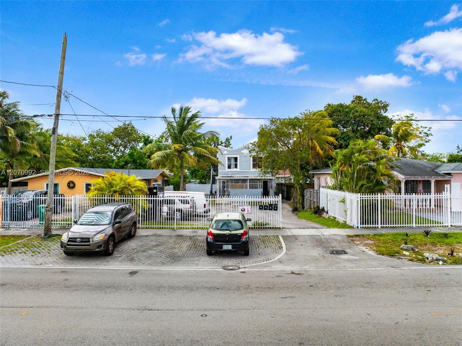 1236 NW 28th St # 2, Miami, FL 33142 photo 3