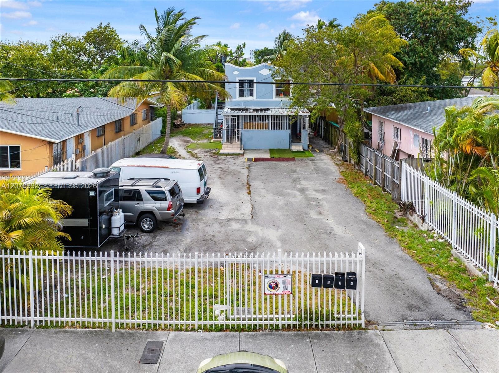 1236 NW 28th St # 2, Miami, FL 33142 photo 4