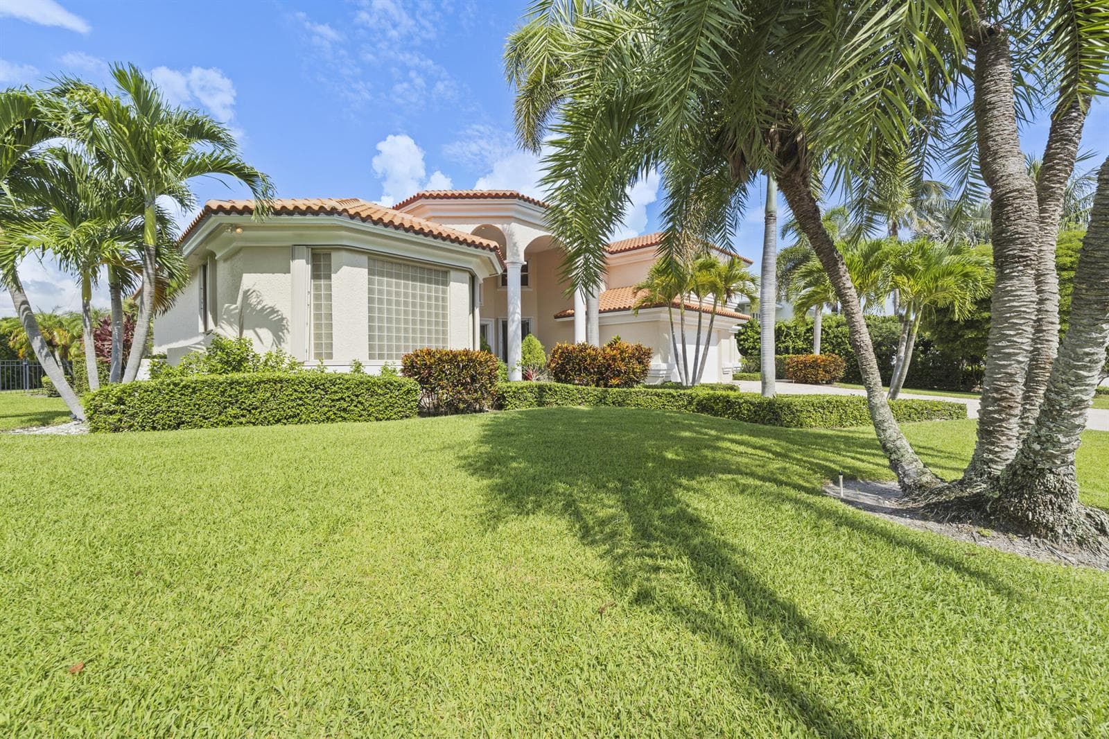 9 ISLAND Road, Sewalls Point, FL 34996 photo 4