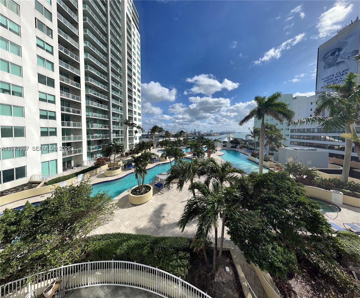 244 Biscayne Blvd # 3106, Miami, FL 33132 photo 3