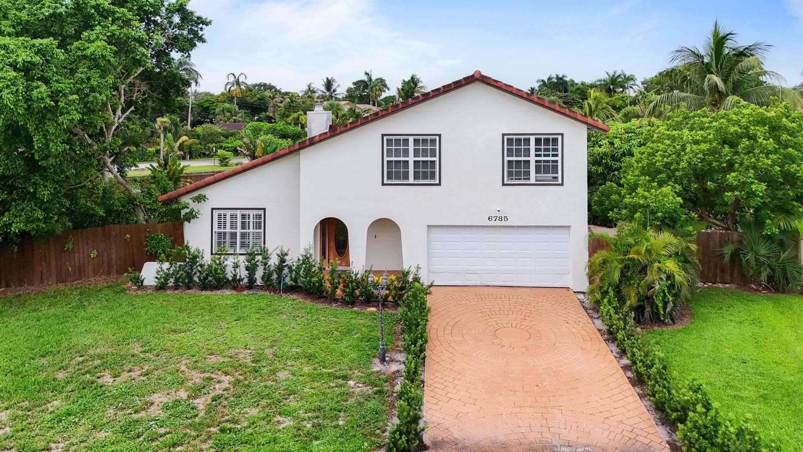 6785 ESCONDIDA Drive, Lake Clarke Shores, FL 33406