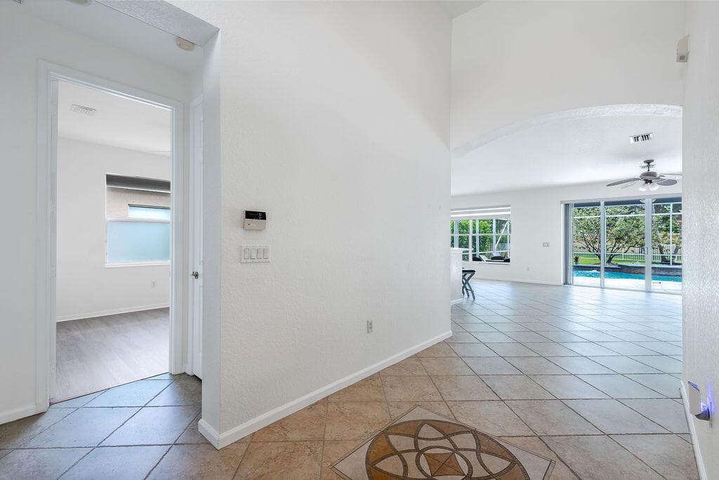 116 BELLA VISTA Way, Royal Palm Beach, FL 33411 photo 5