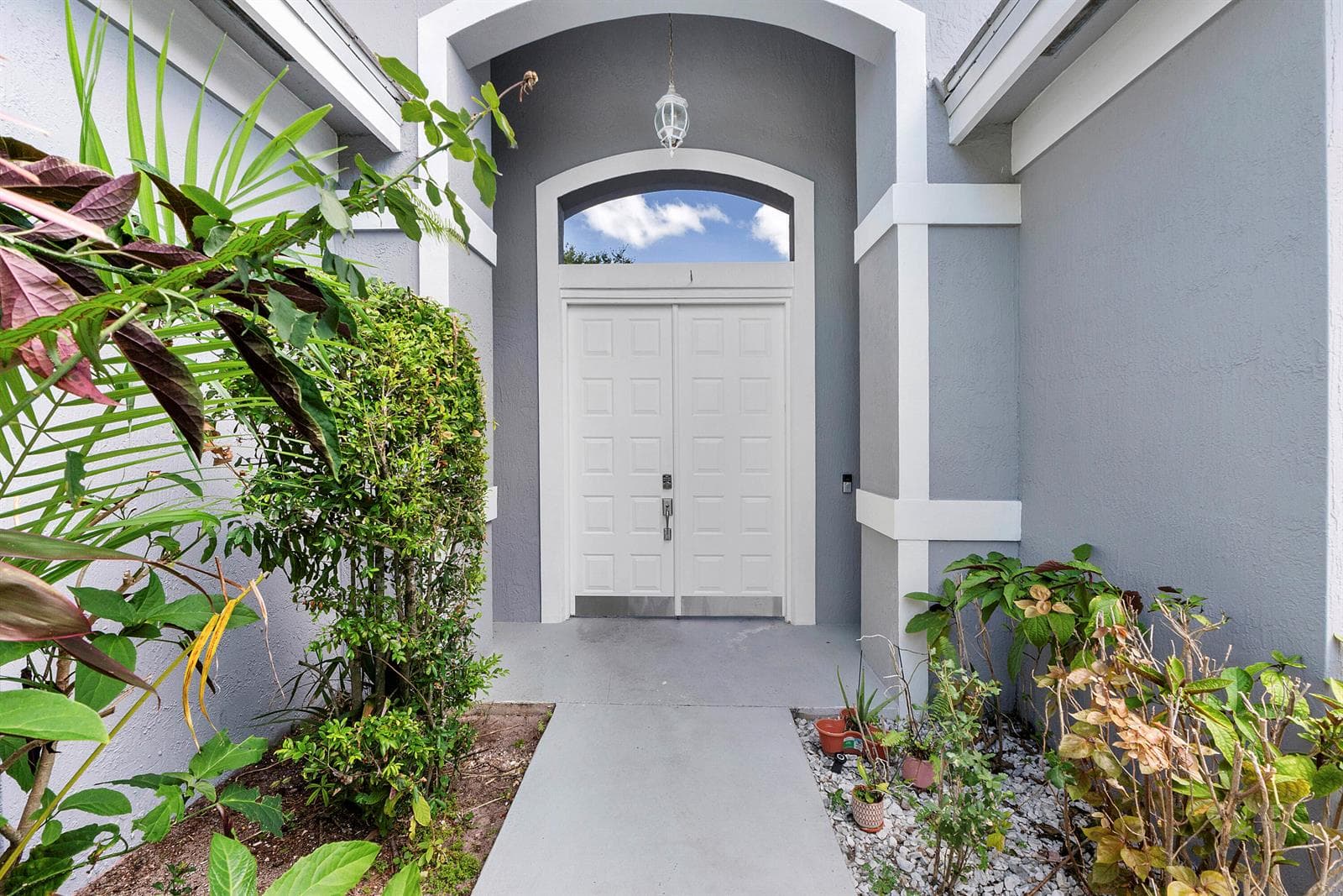4862 Kensington Circle, Coral Springs, FL 33076 photo 2
