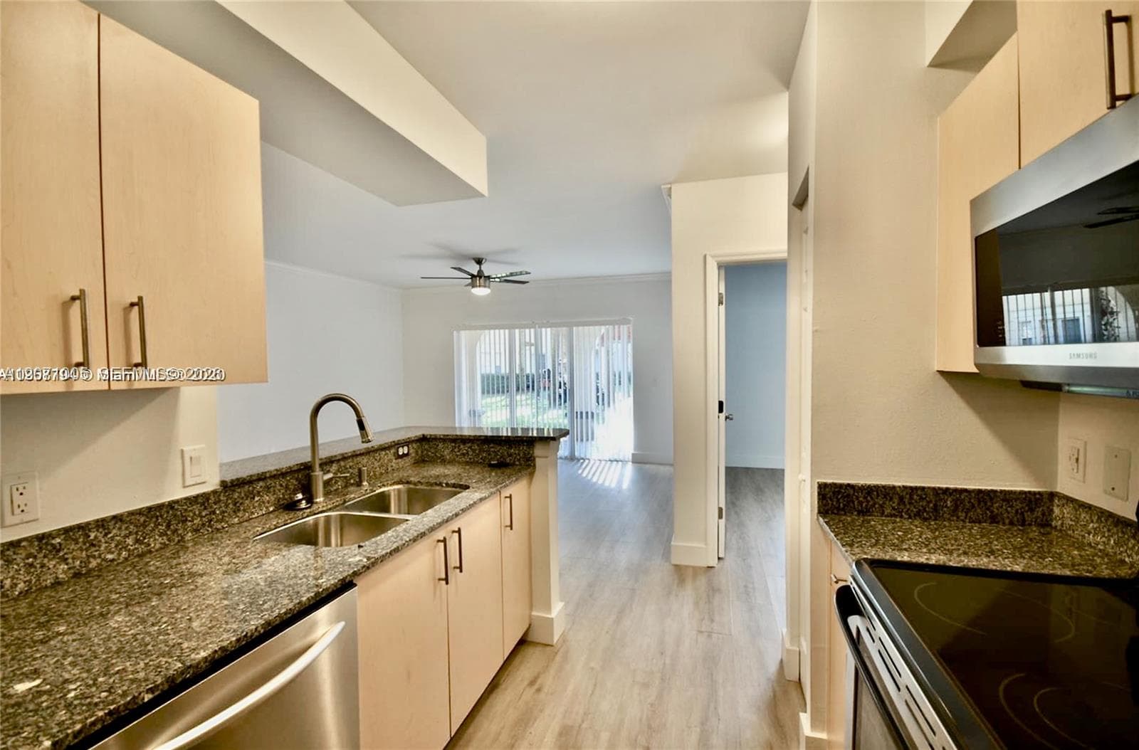 2474 Centergate Dr # 103, Miramar, FL 33025 photo 2