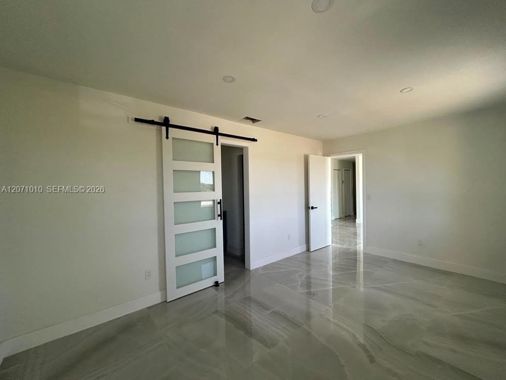 345 SW 18th Ave, Homestead, FL 33030 photo 2